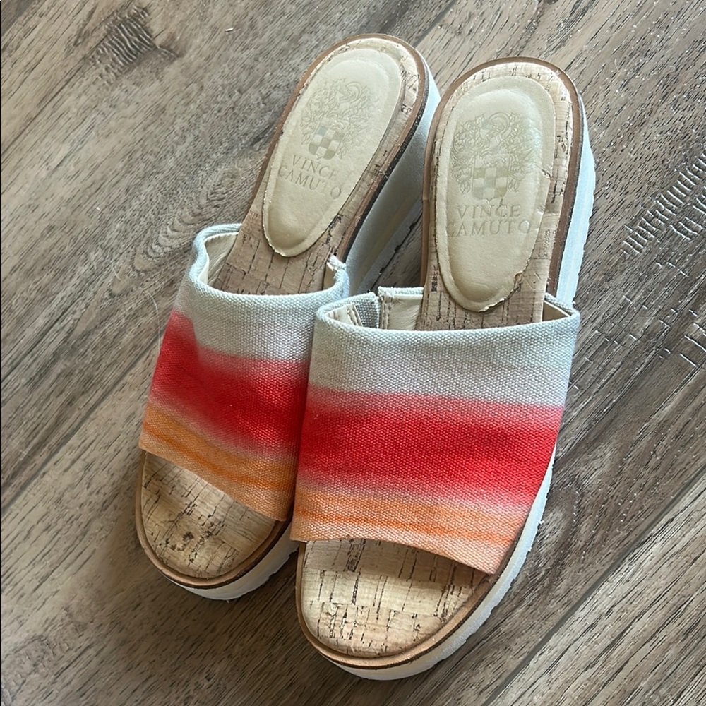Vince Camuto Women's Gradient Red and Orange Mules